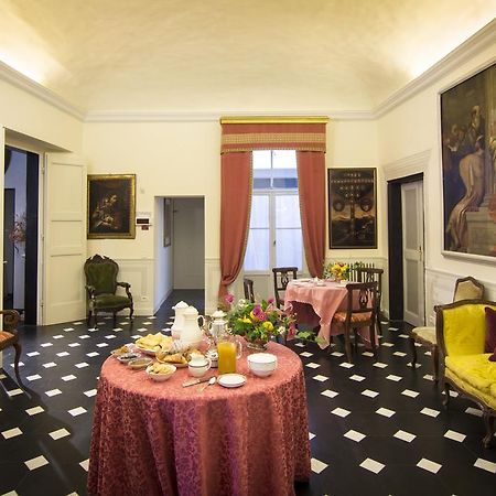 Palazzo Lengueglia B&B Альбенга Экстерьер фото