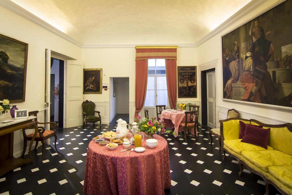 Palazzo Lengueglia B&B Альбенга Экстерьер фото